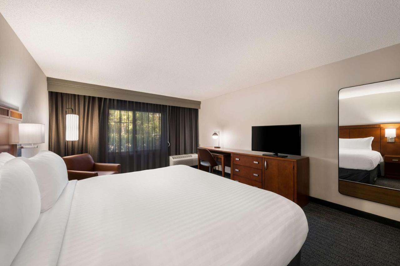 Hotel Sonesta Select San Jose Airport Extérieur photo